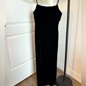 R&M Richard’s Petite Black Velvet Dress size Large
